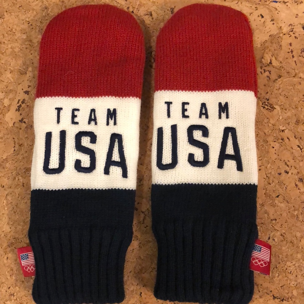 Team USA mittens